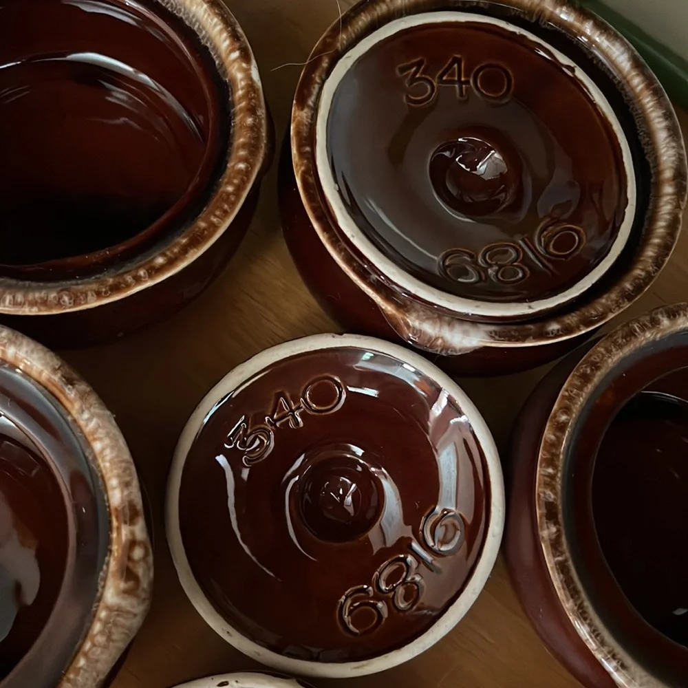 4 Vintage McCoy 340 Bean Pots with Lids